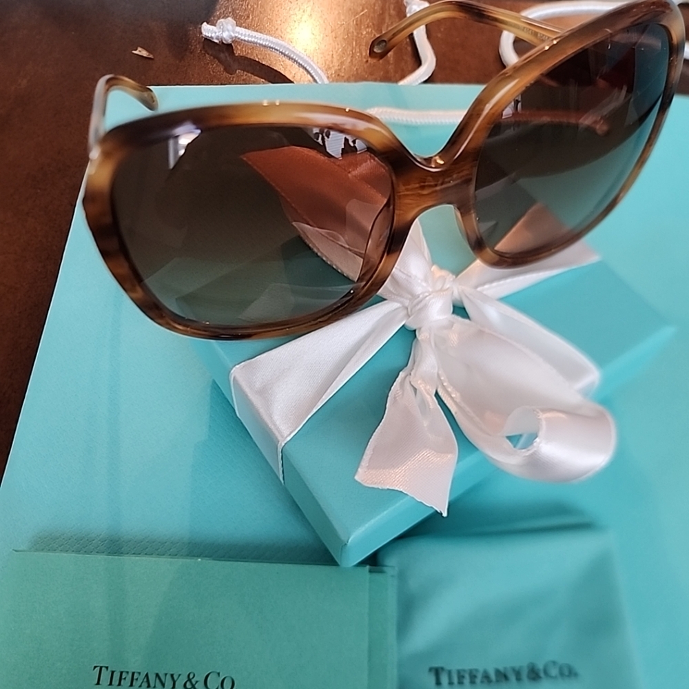 Tiffany & Co. Return to Tiffany Tortiouse Sunglasses TF4041